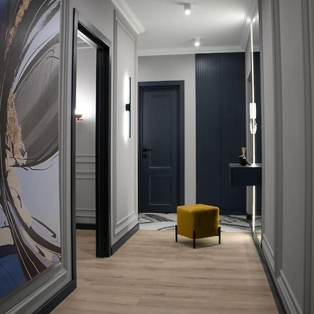 Royal 2 Apartments On Shevchenka 38 Str Lviv Luaran gambar