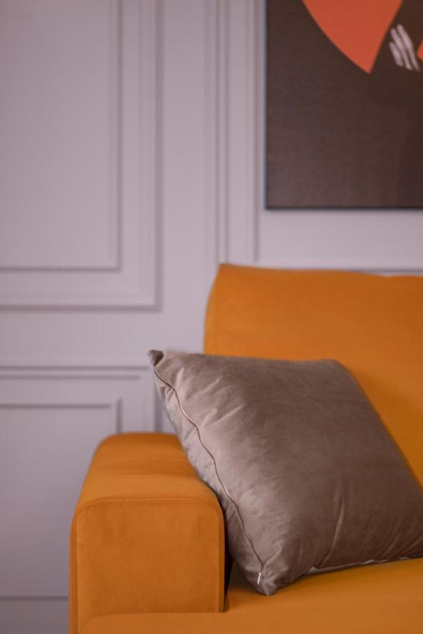 Royal 2 Apartments On Shevchenka 38 Str Lviv Luaran gambar