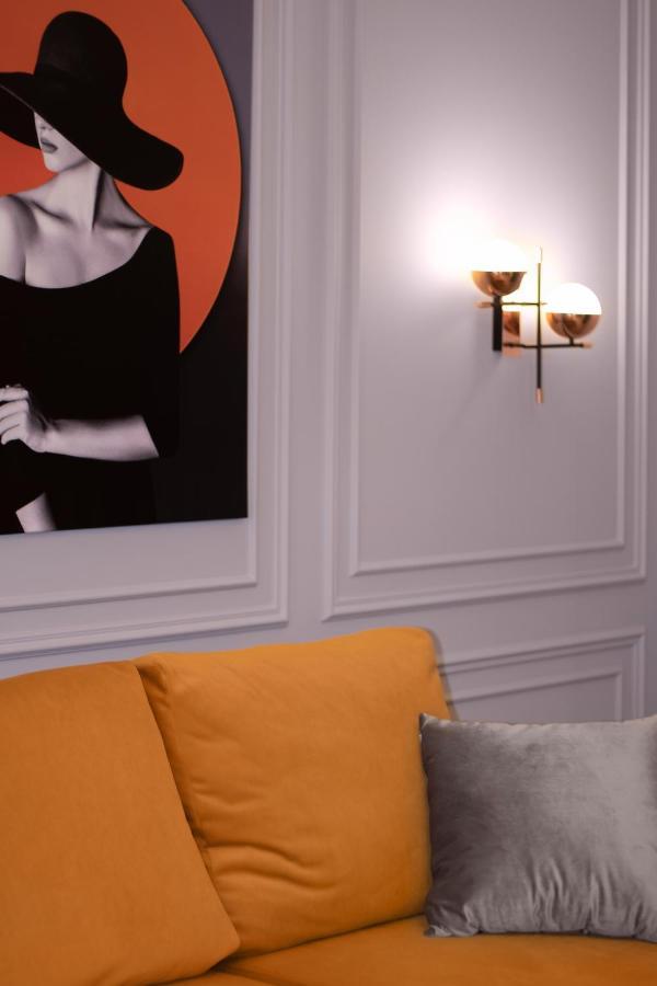 Royal 2 Apartments On Shevchenka 38 Str Lviv Luaran gambar