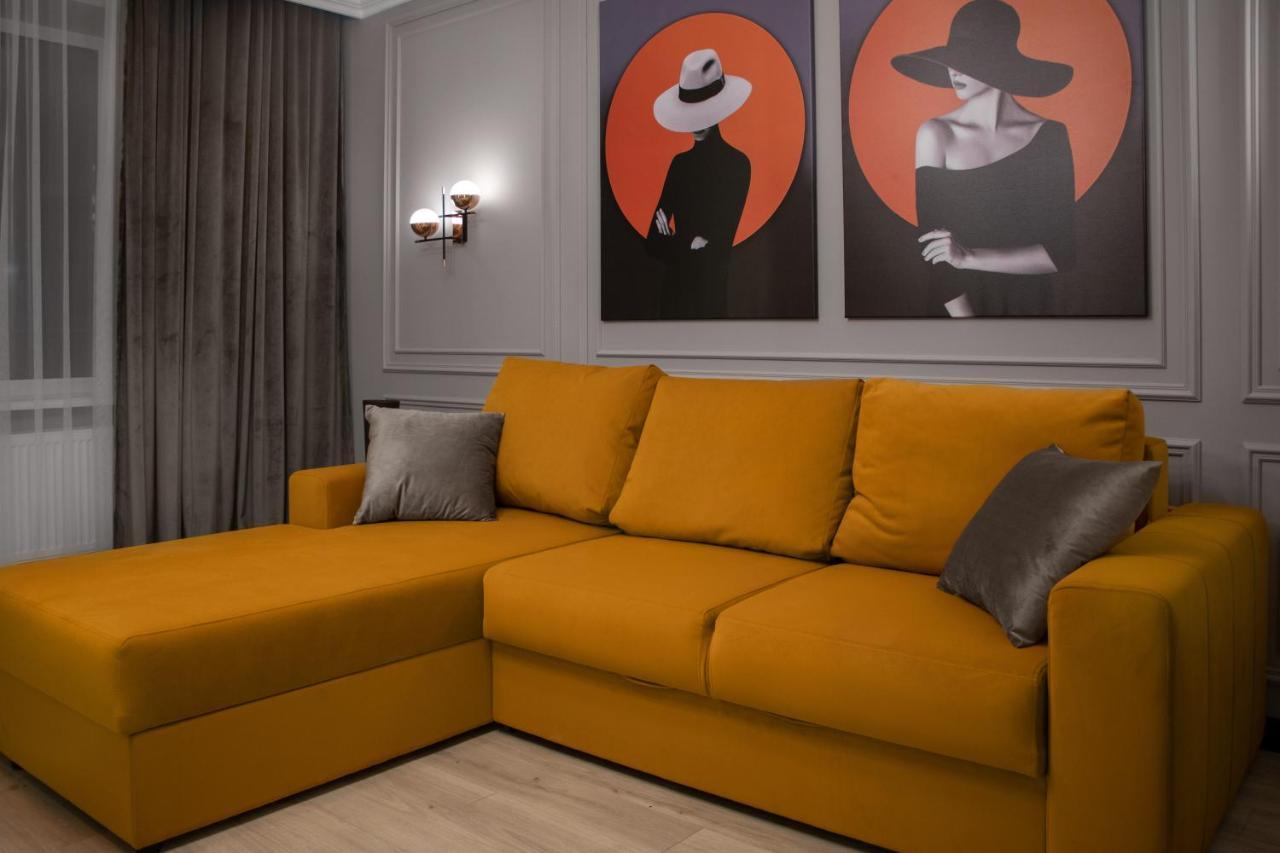 Royal 2 Apartments On Shevchenka 38 Str Lviv Luaran gambar