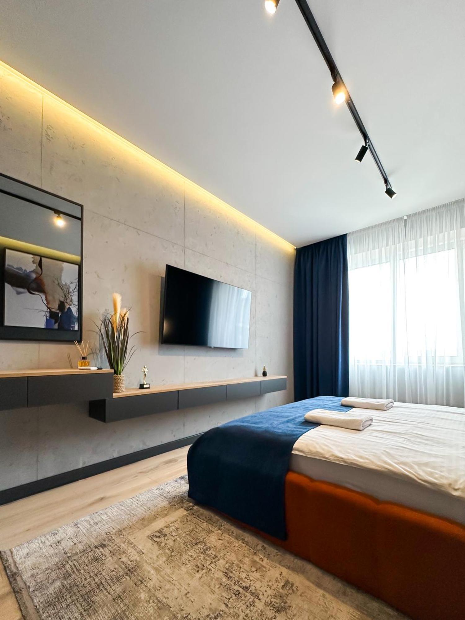 Royal 2 Apartments On Shevchenka 38 Str Lviv Luaran gambar